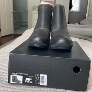 NWT Sorel Joan of Artic Wedge II Chelsea boots